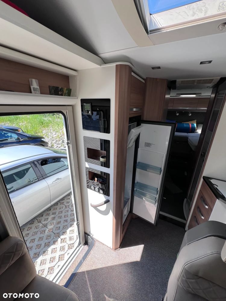 Adria Coral XL 670 SL AXESS - 12