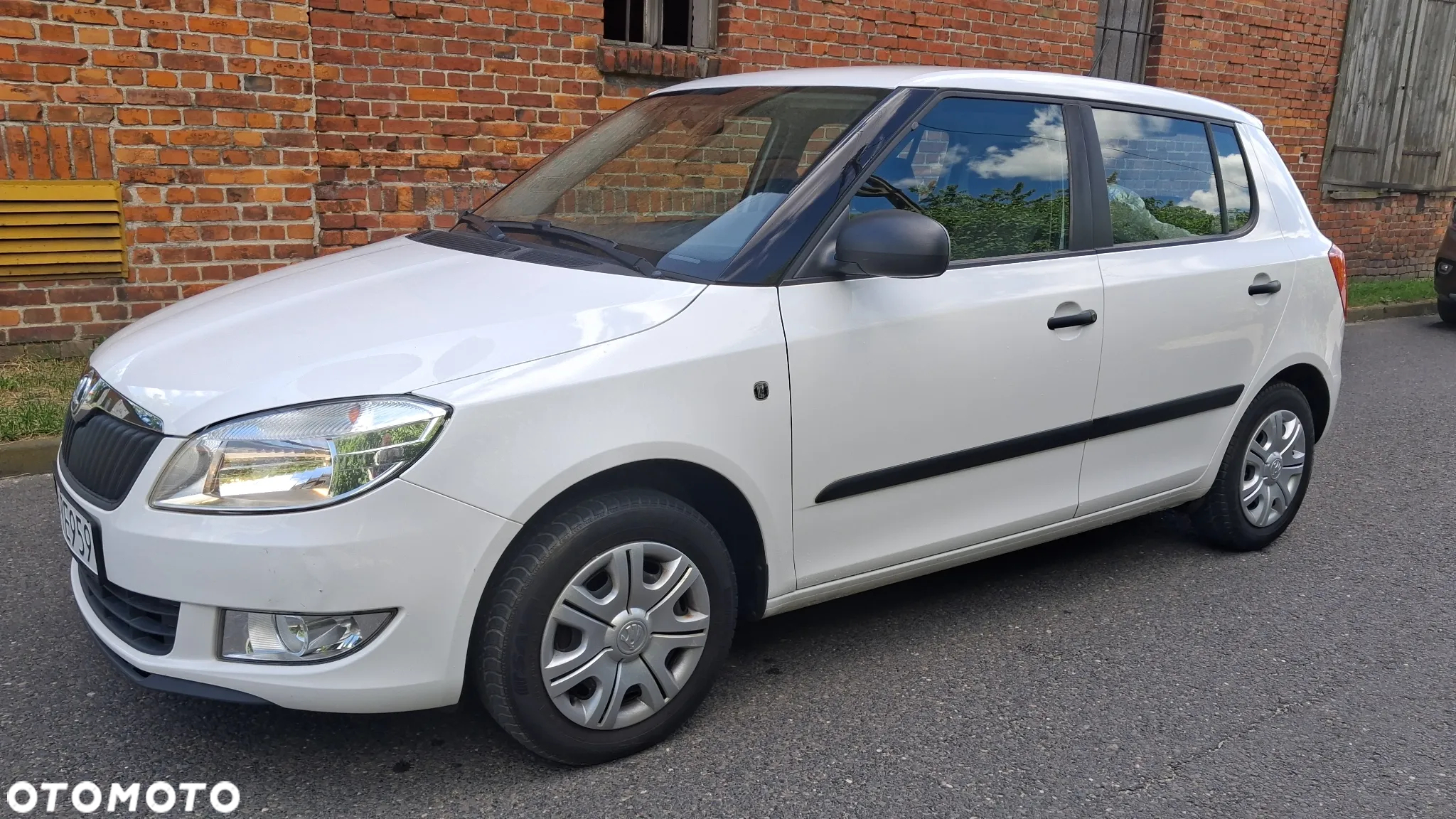 Skoda Fabia 1.2 HTP COOL EDITION - 5