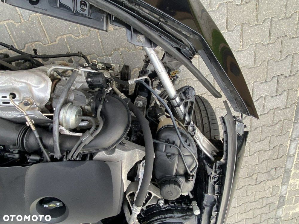 Mercedes-Benz CLA 180 7G-DCT - 14