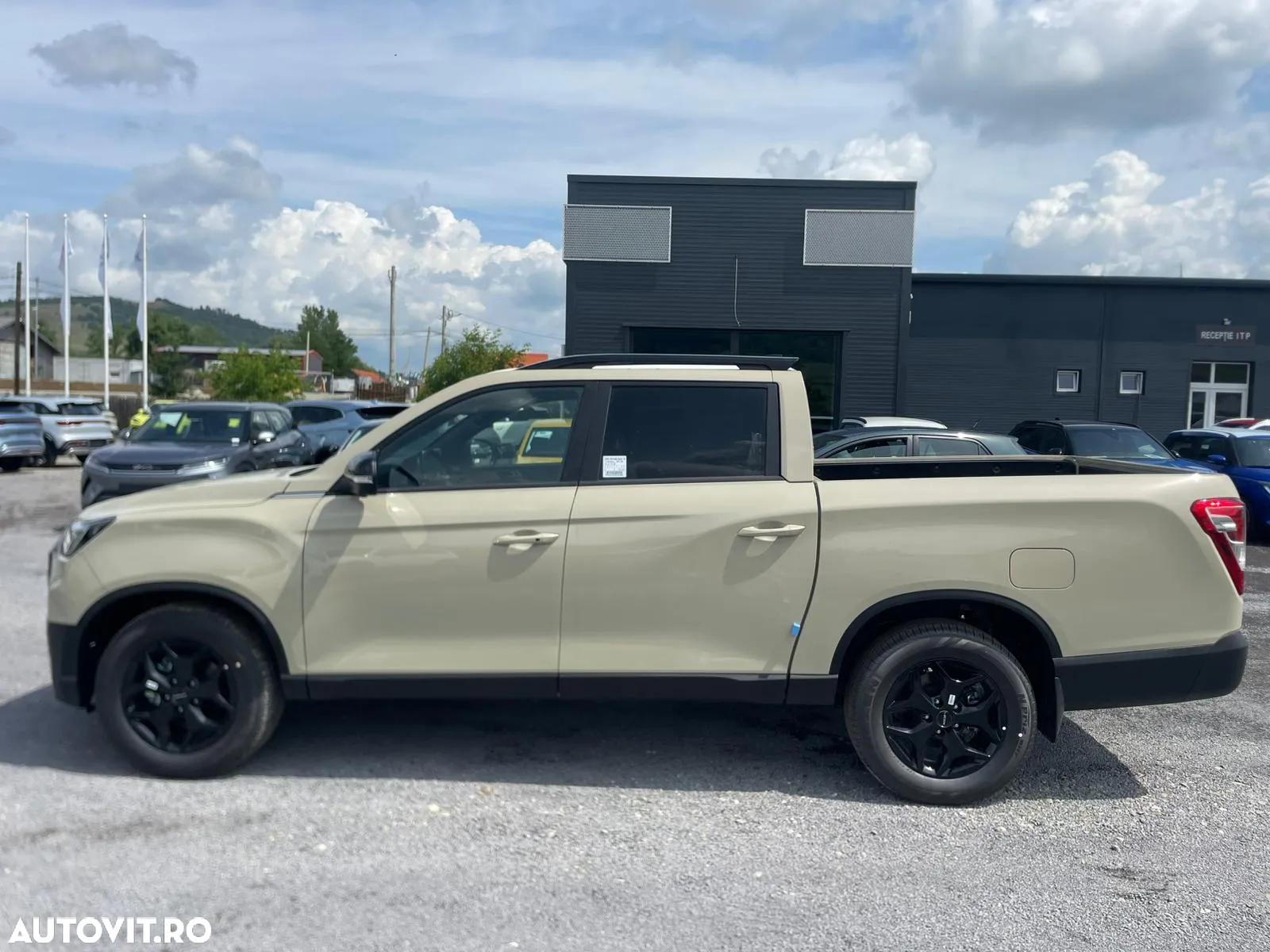 SsangYong MUSSO Grand 2.2 e-XDI 6AT Black Edition - 6