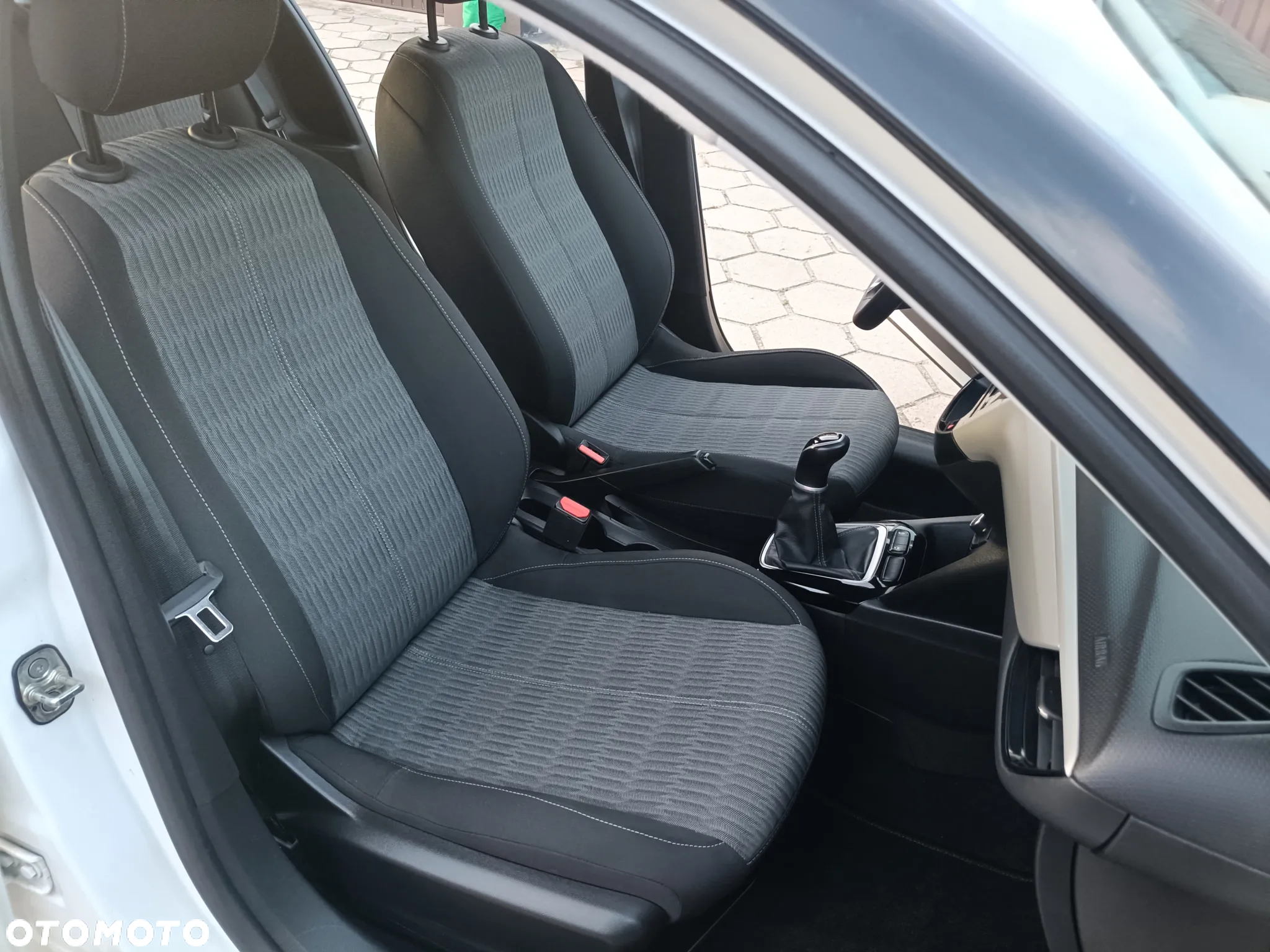 Opel Corsa 1.2 Edition Business Pack S&S - 17
