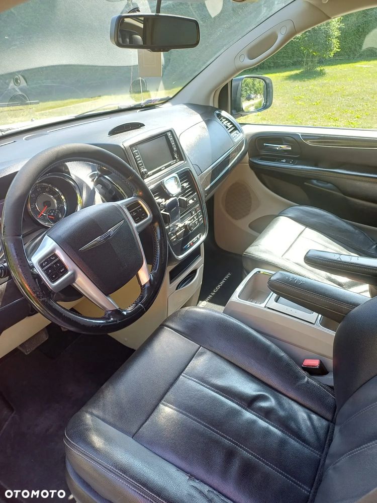Chrysler Town & Country 3.6 Touring - 3