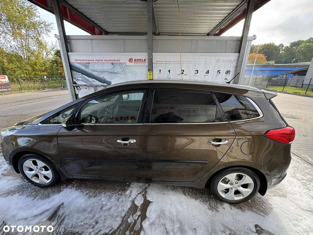 Kia Carens 1.6 GDI L - 3
