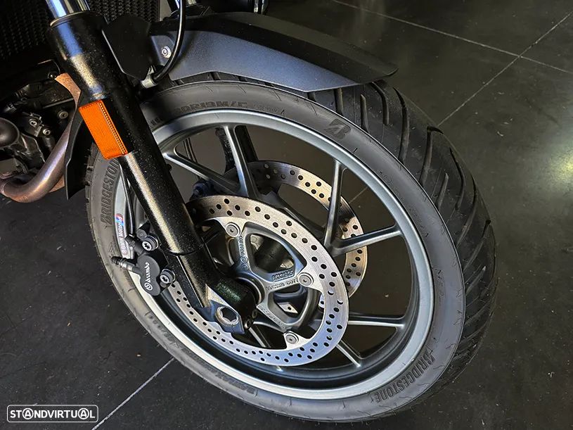 BMW F 750 GS - 13