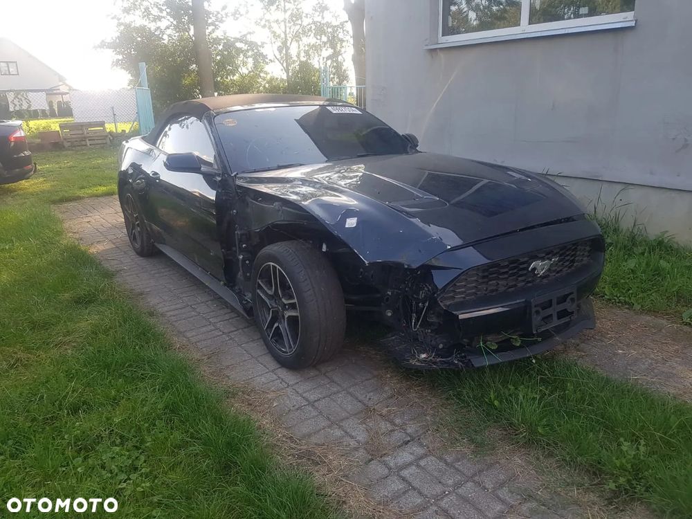Ford Mustang Convertible 2.3 Eco Boost - 6