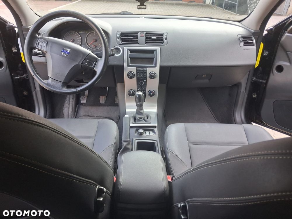 Volvo V50 2.0D Momentum - 4