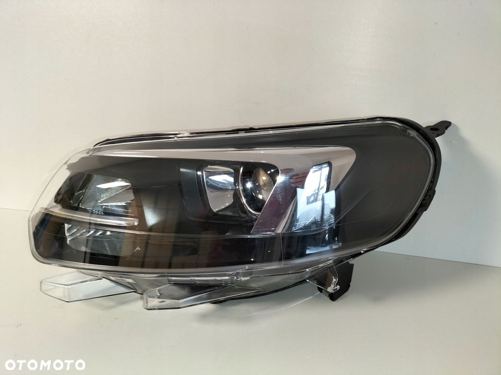 lampa przednia reflektor lewa opel zafira d 19- vivaro c 19- xenon - 3