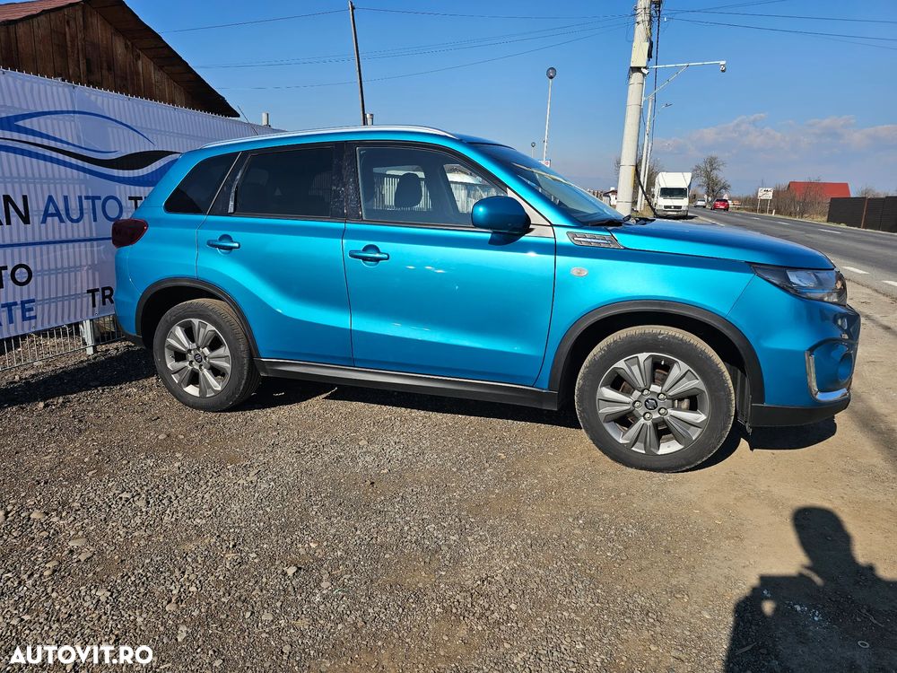 Suzuki Vitara 1.4 Boosterjet AllGrip MHEV Passion - 3