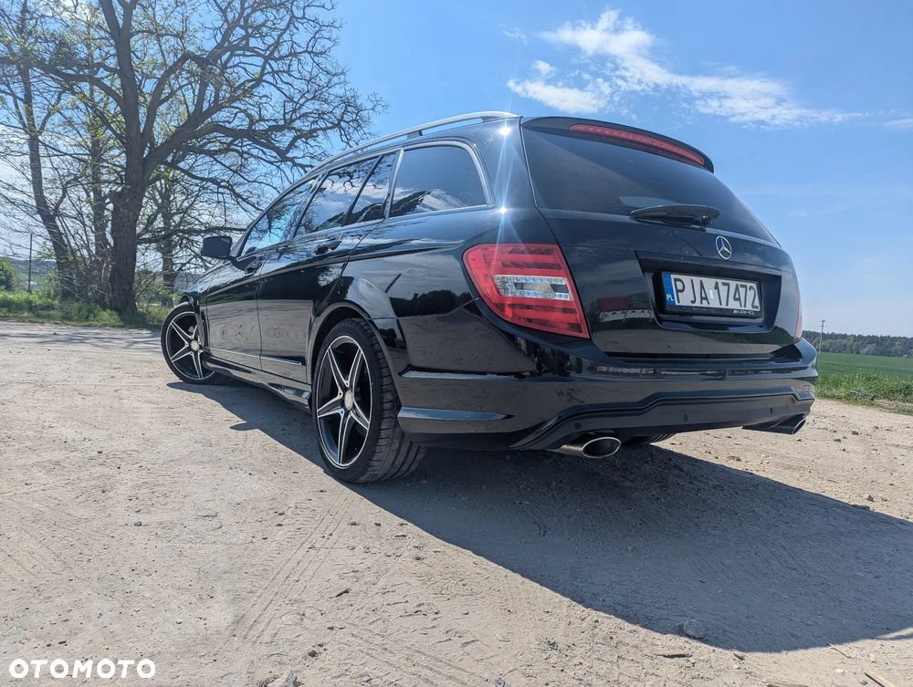 Mercedes-Benz Klasa C 300 CDI BlueEff 4-Matic Avantgarde - 7
