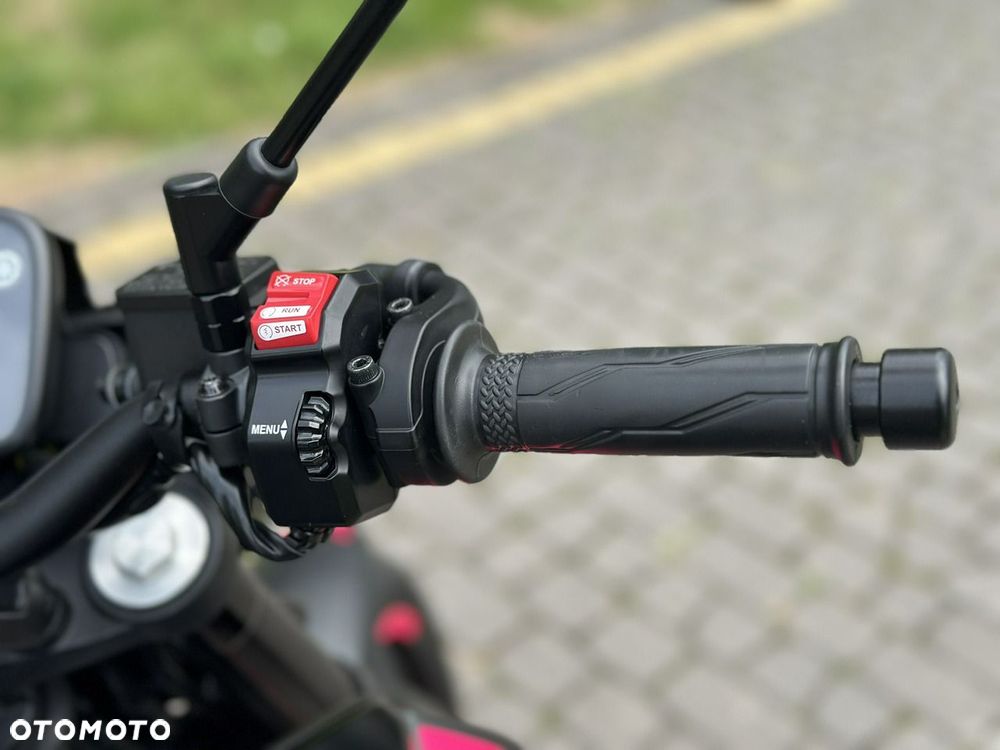 Yamaha MT - 20