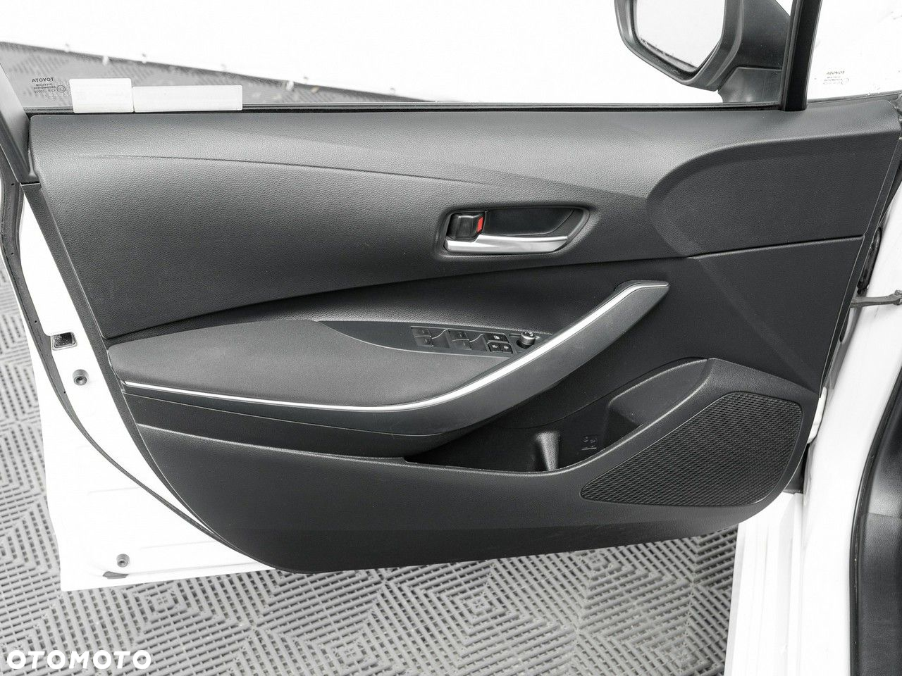 Toyota Corolla 1.8 Hybrid GPF Comfort - 8