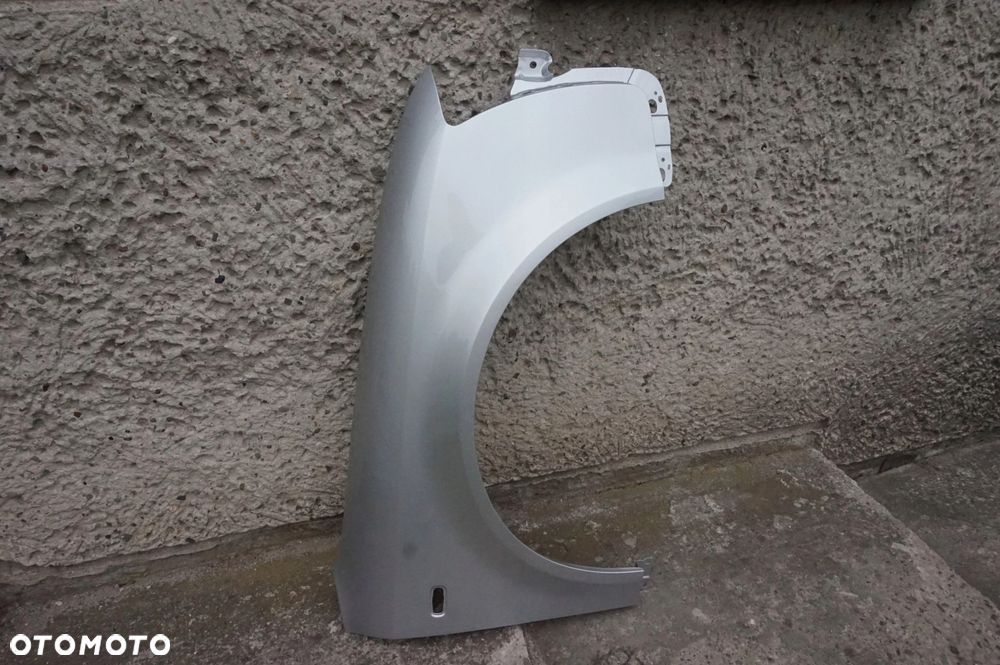 BŁOTNIK PRAWY AUDI A4 B6 LY7W 00/04r - 2