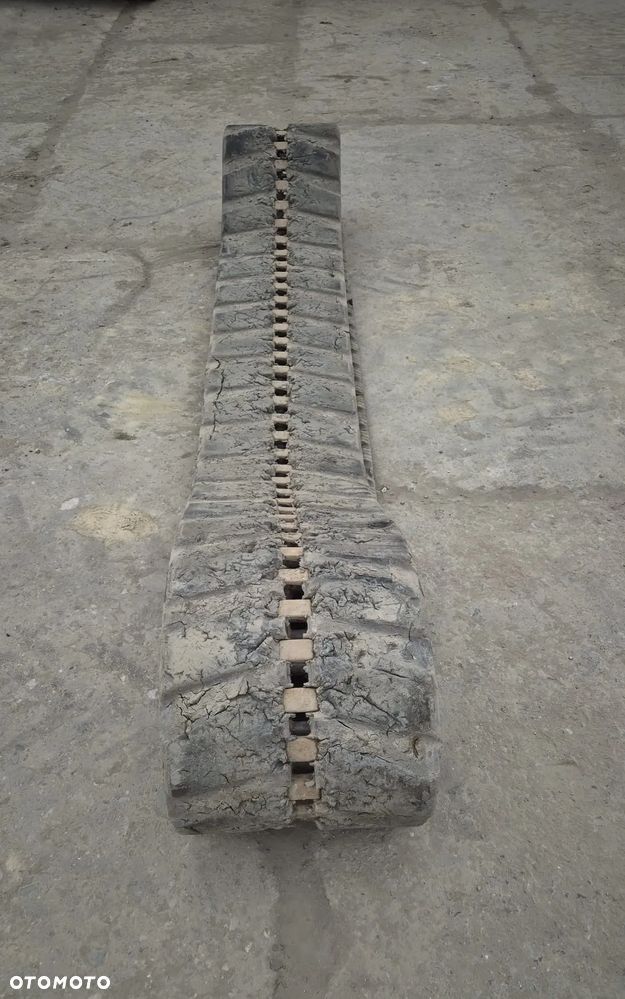 Gąsienica gumowa  450x81x78 używana - 5
