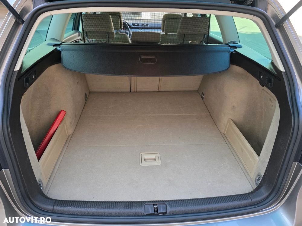 Volkswagen Passat Variant 2.0 TDI BlueMotion Technology DSG Comfortline - 21