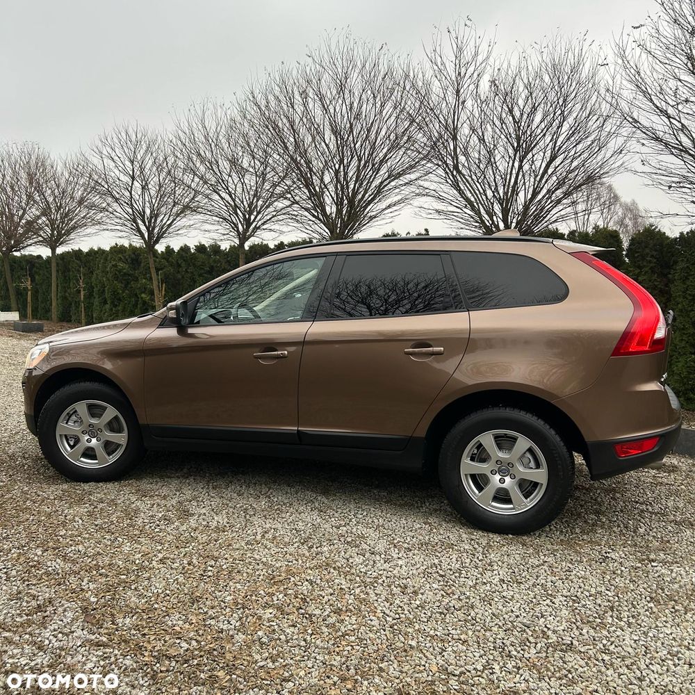 Volvo XC 60 D3 AWD Kinetic - 18