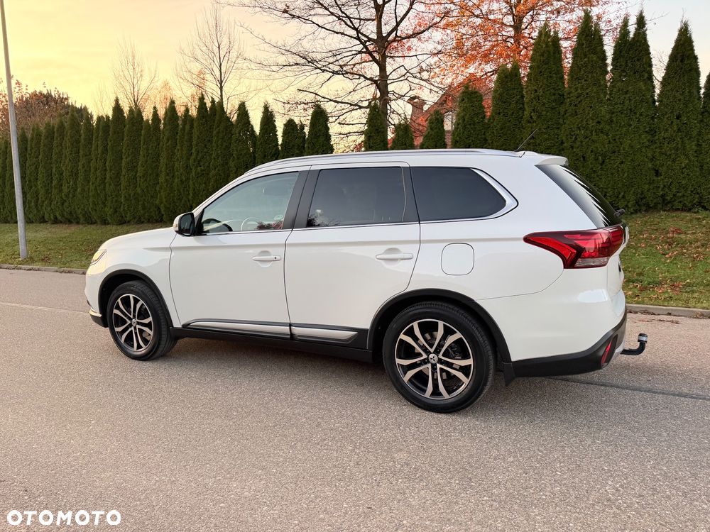 Mitsubishi Outlander - 37