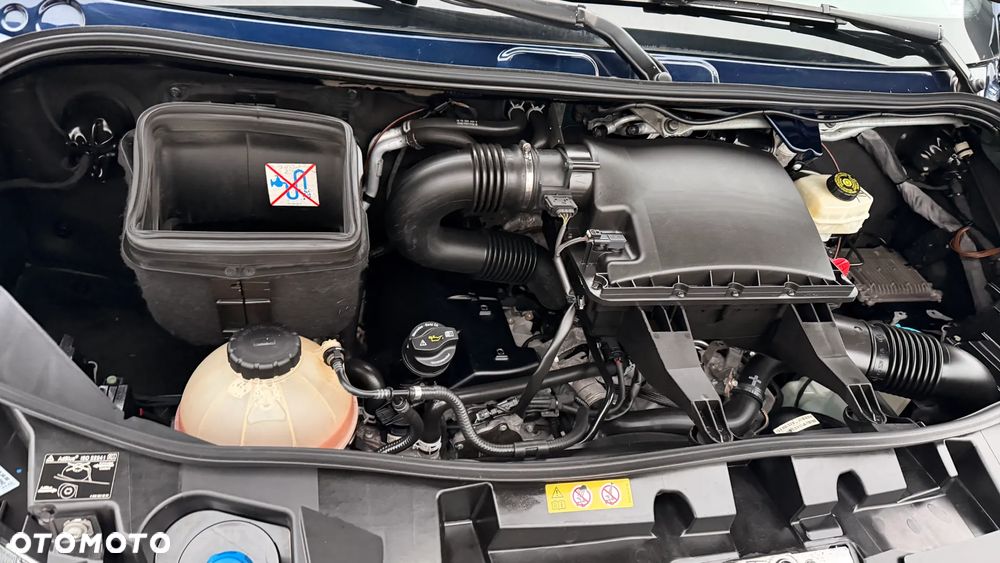 Mercedes-Benz Sprinter 319 - 22