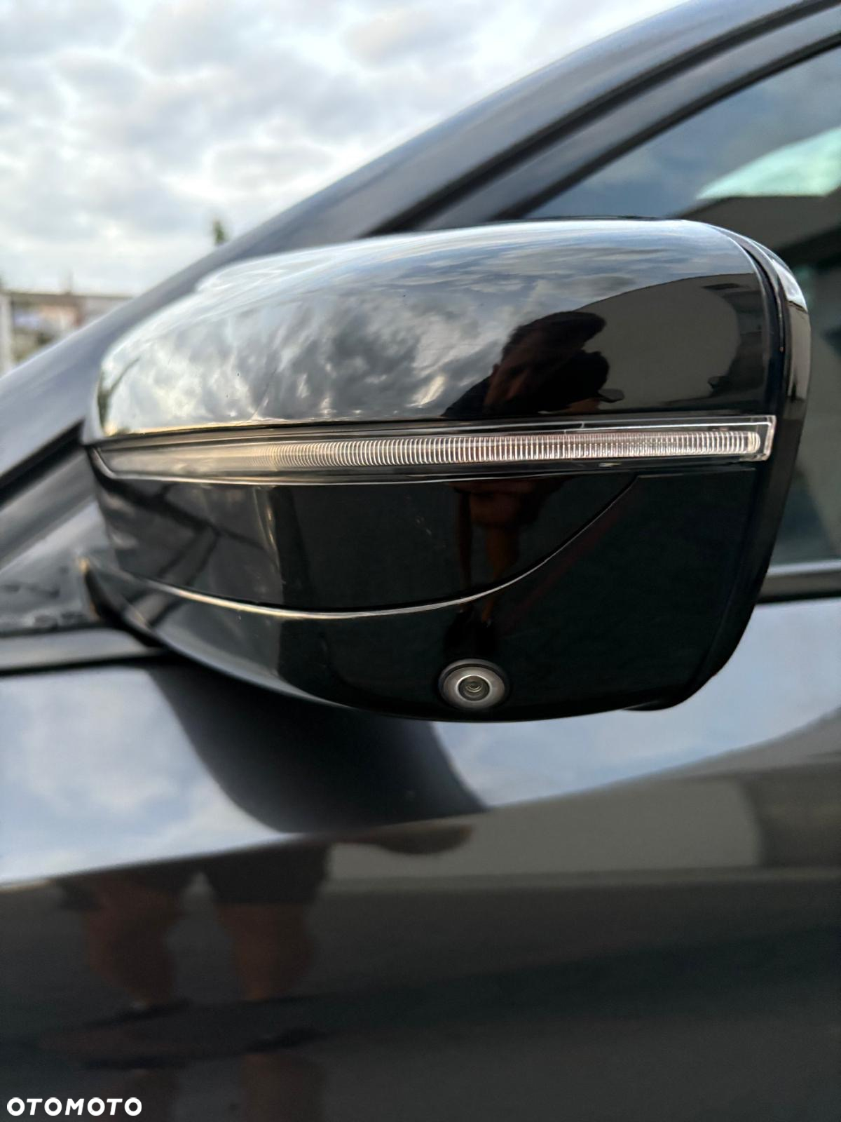 BMW Seria 5 520d - 16