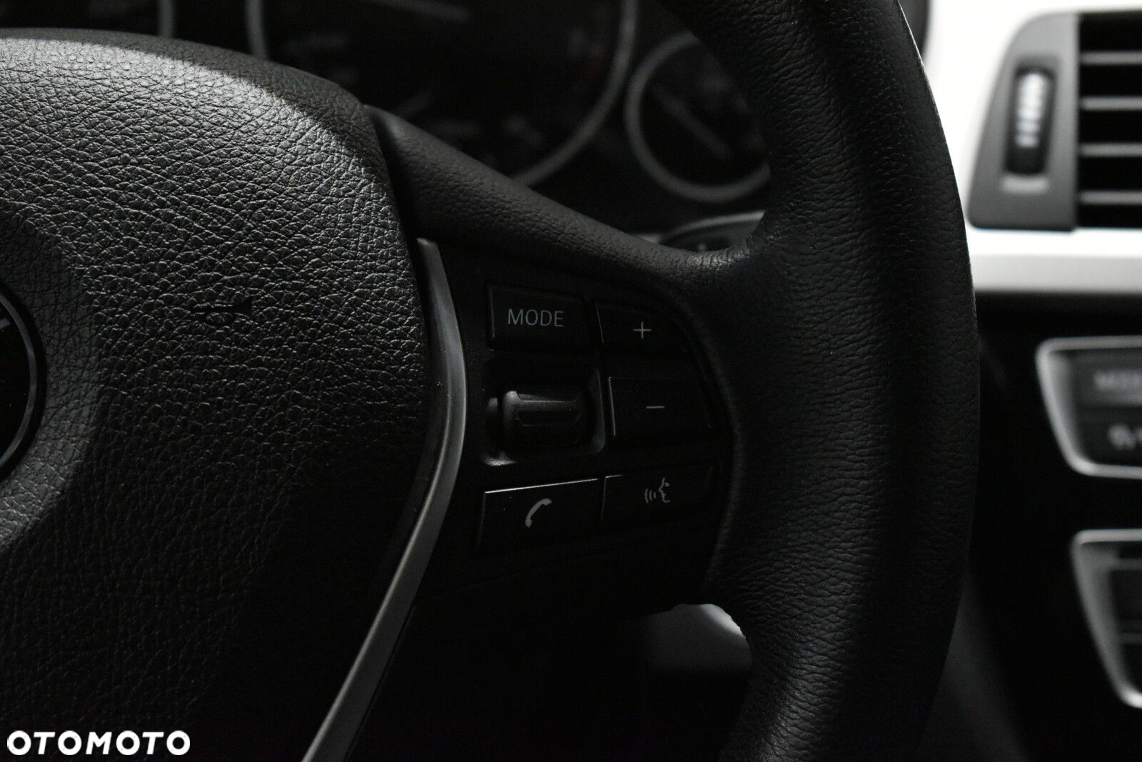 BMW Seria 3 318i Advantage - 12