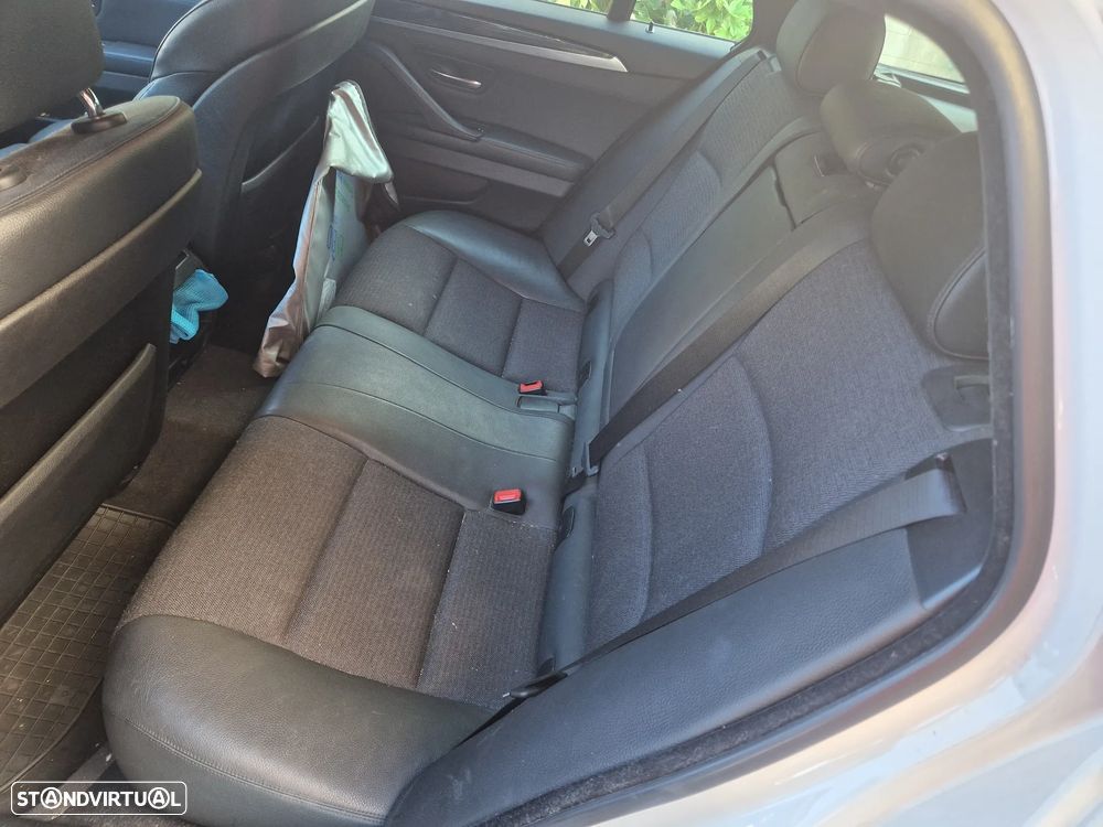 BMW 520 d Luxury Line - 7