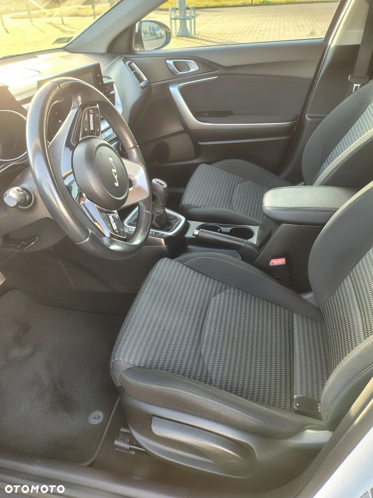 Kia XCeed 1.5 T-GDI M - 12