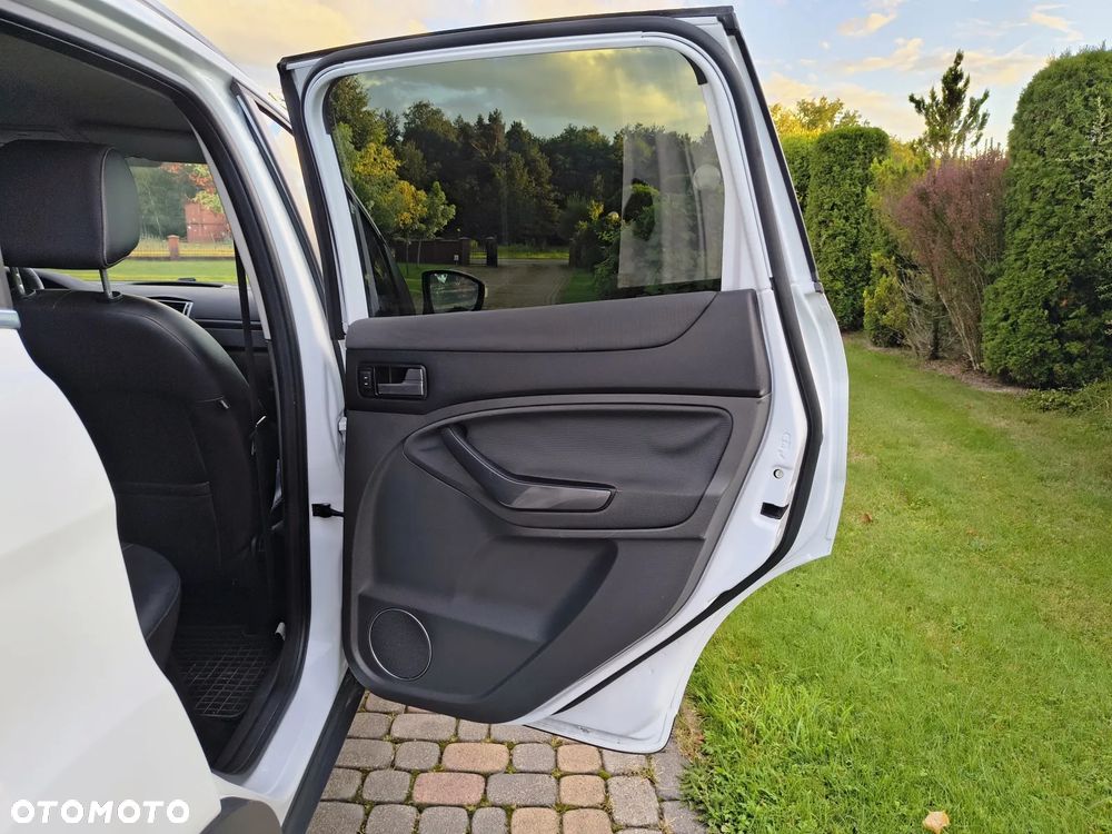 Ford Kuga 2.0 TDCi 4x4 Individual - 14
