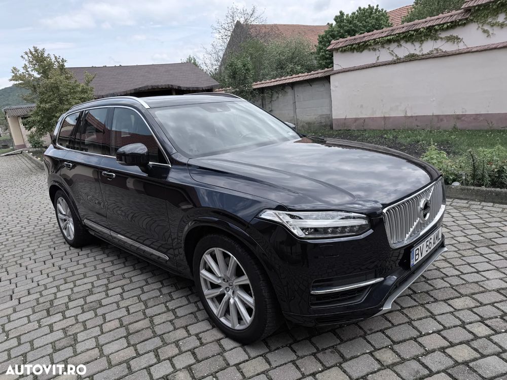 Volvo XC 90 - 35