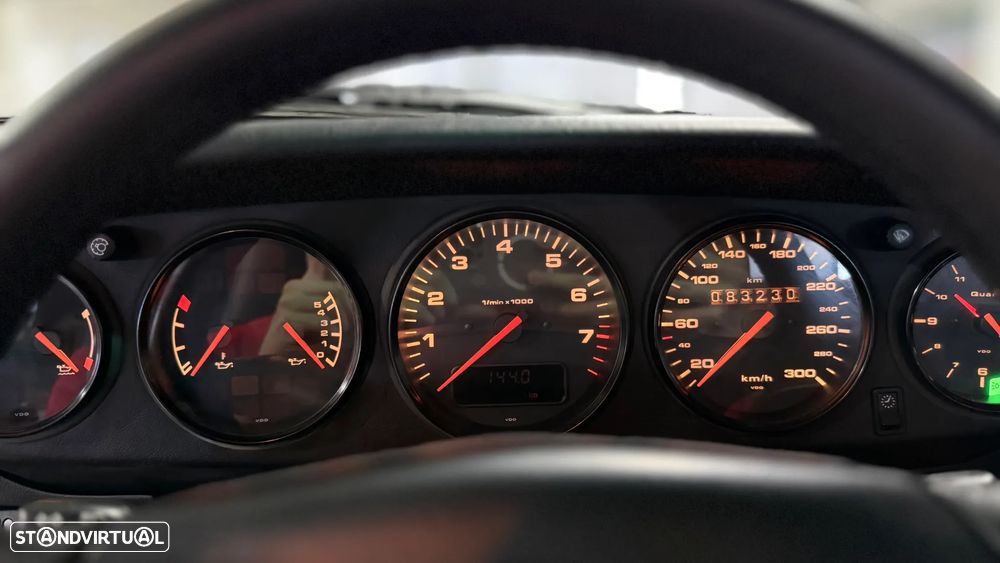 Porsche 911 (993) Cabriolet 3.6 Carrera 2 - 23