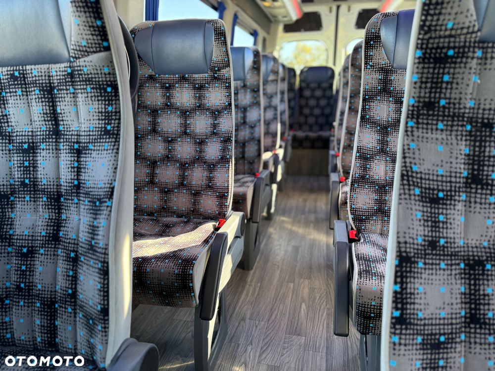 Mercedes-Benz SPRINTER 516 CDI - 16