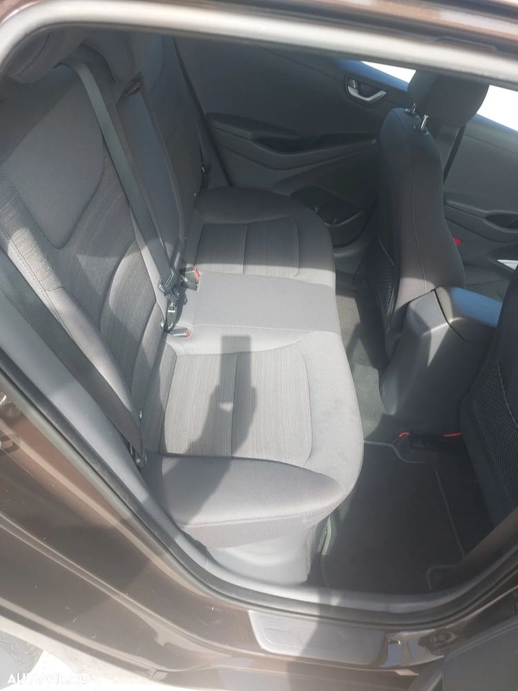Hyundai IONIQ 1.6 GDI Style - 9