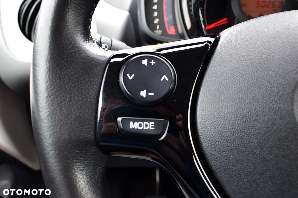 Toyota Aygo x-trend - 10