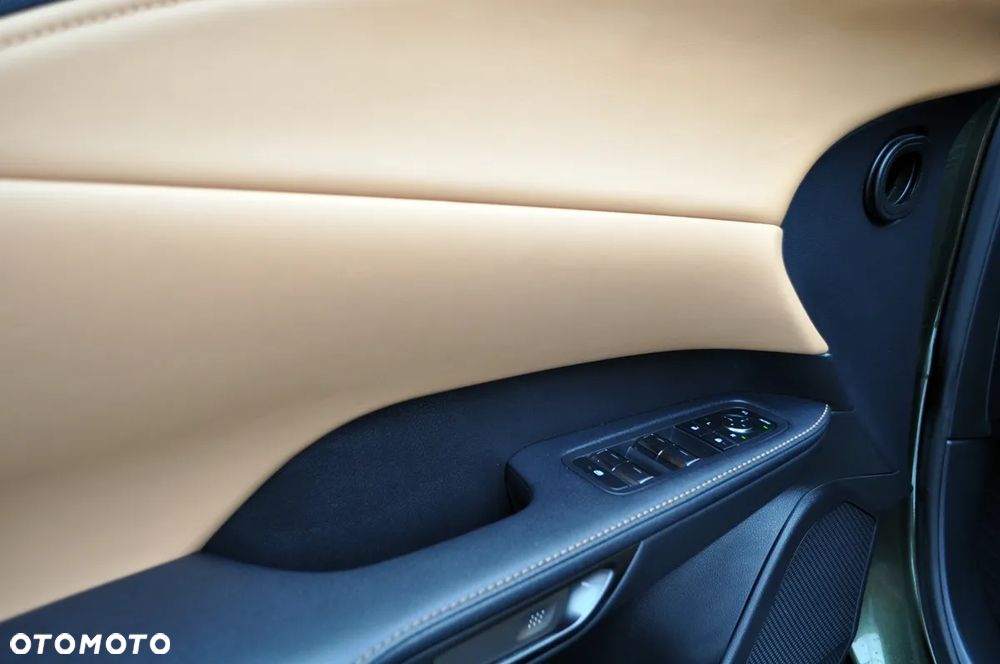 Lexus RX 450h+ Prestige - 12