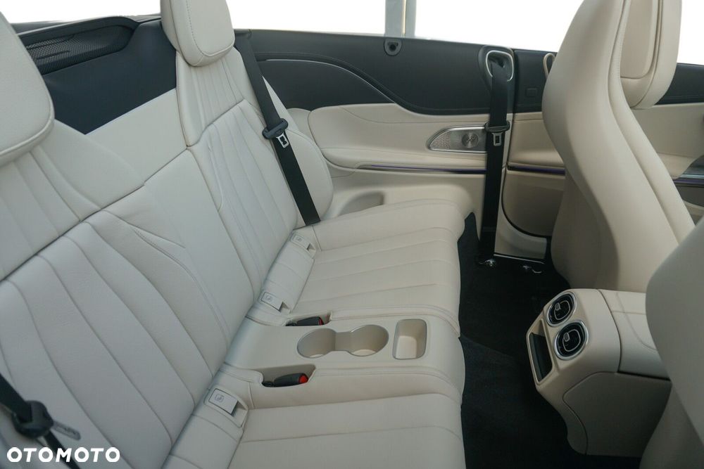 Mercedes-Benz CLE 300 mHEV 4-Matic AMG Line - 15