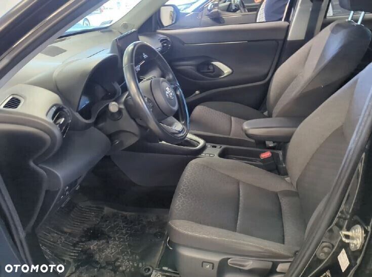 Toyota Yaris Cross - 6