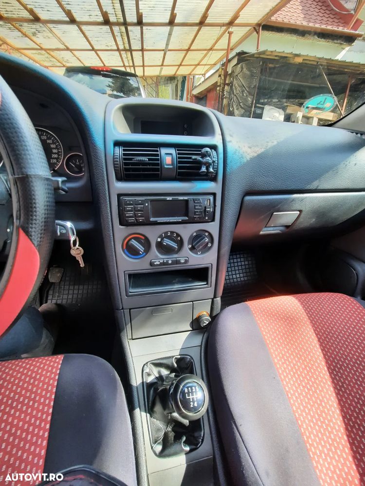 Opel Astra - 6