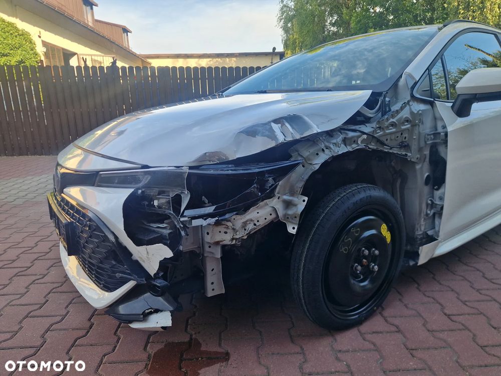 Toyota Corolla 1.8 Hybrid Comfort - 10