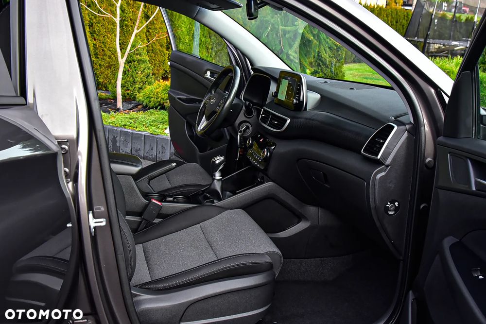 Hyundai Tucson blue 1.6 GDi 2WD Intro Edition - 16