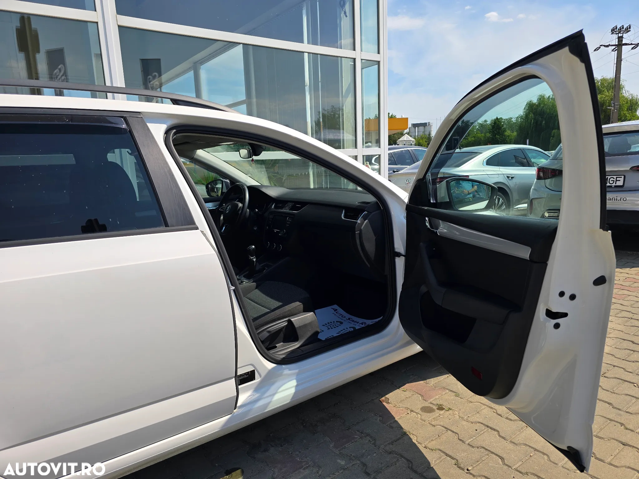 Skoda Octavia 1.6 TDI GREENLINE - 9