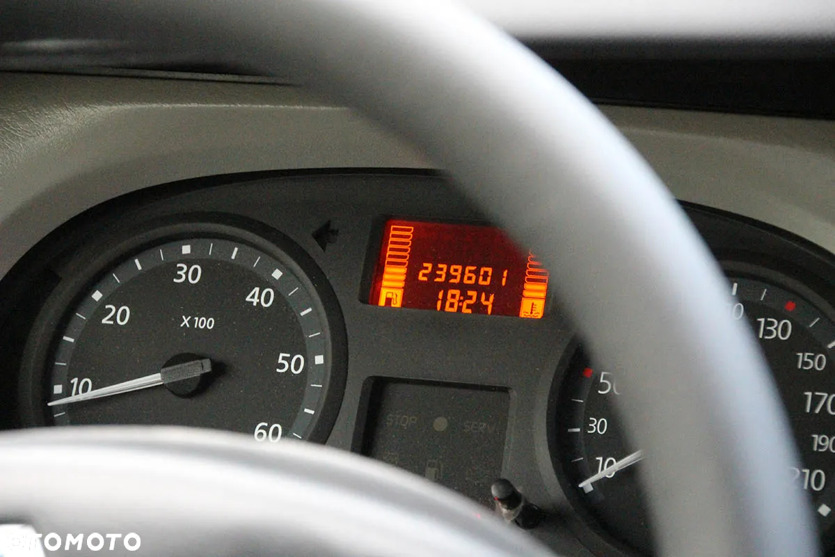 Renault TRAFIC LONG*Brygadowy 6 Miejsc*Tylko 239,oookm! - 32