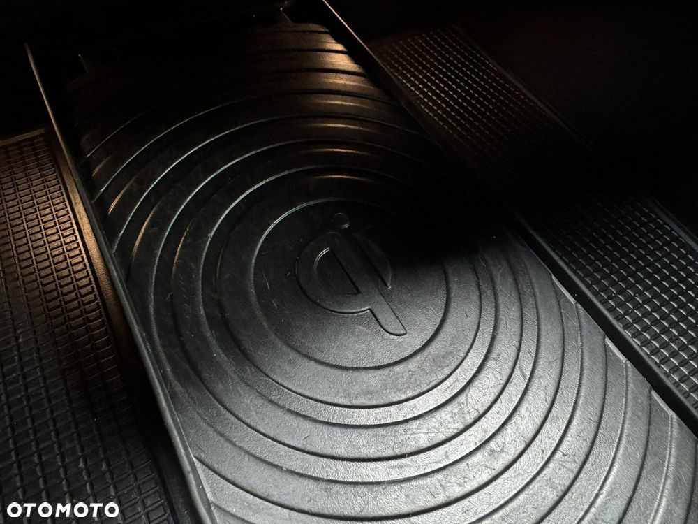 Volvo XC 40 D3 SCR R-Design - 14