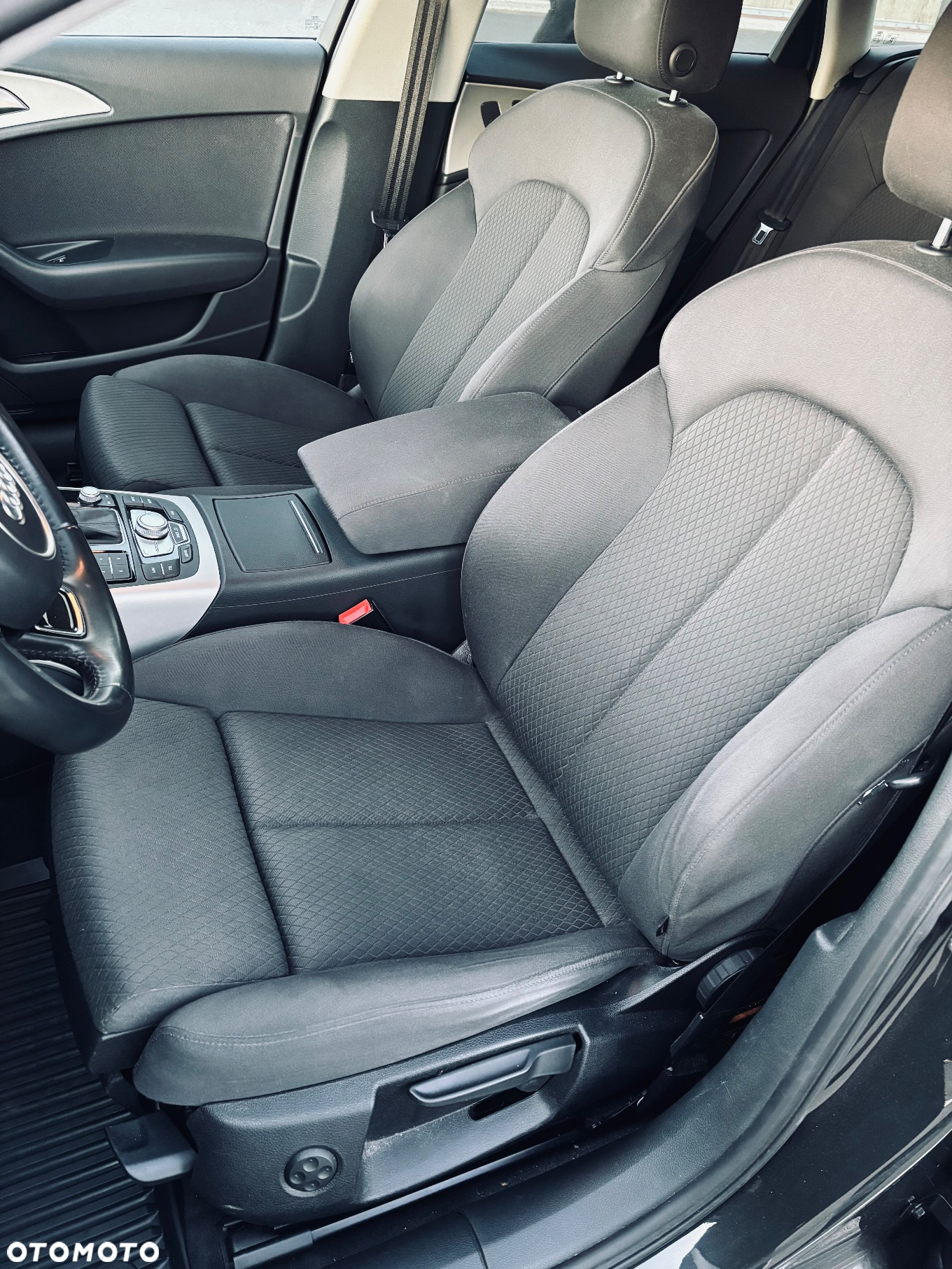 Audi A6 Avant 2.0 TDI Ultra S tronic - 11