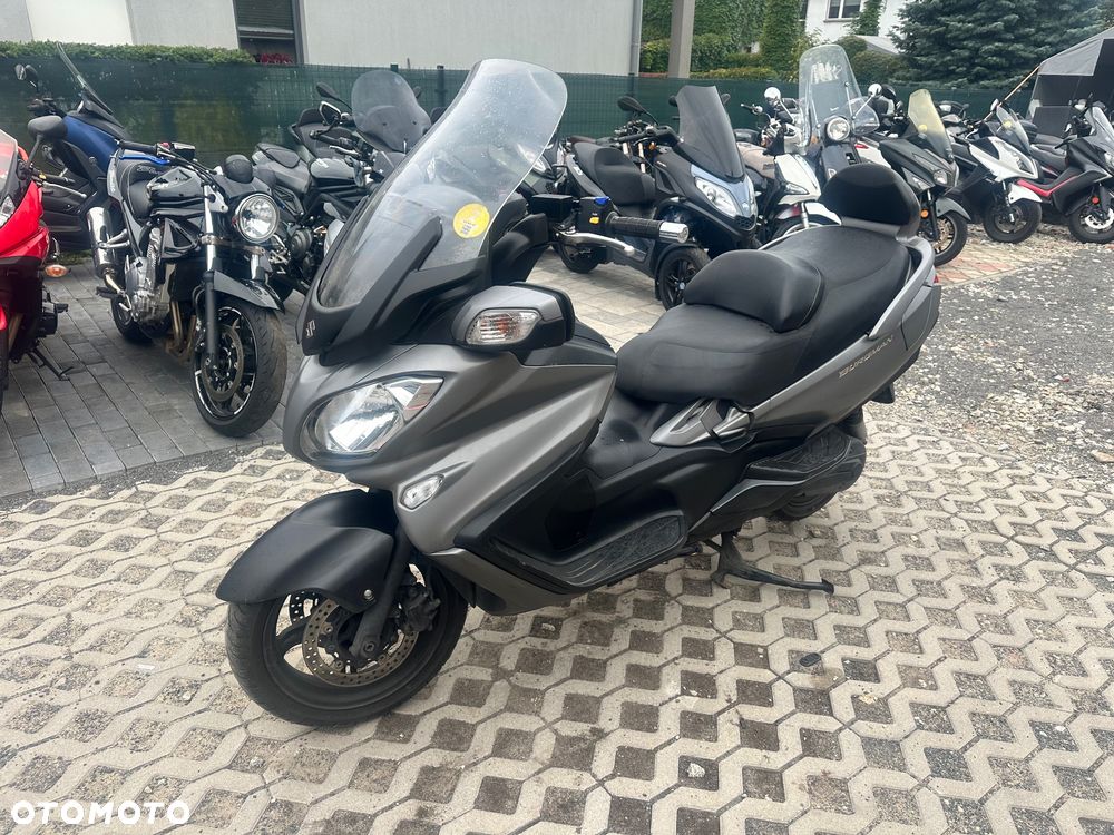 Suzuki Burgman - 9