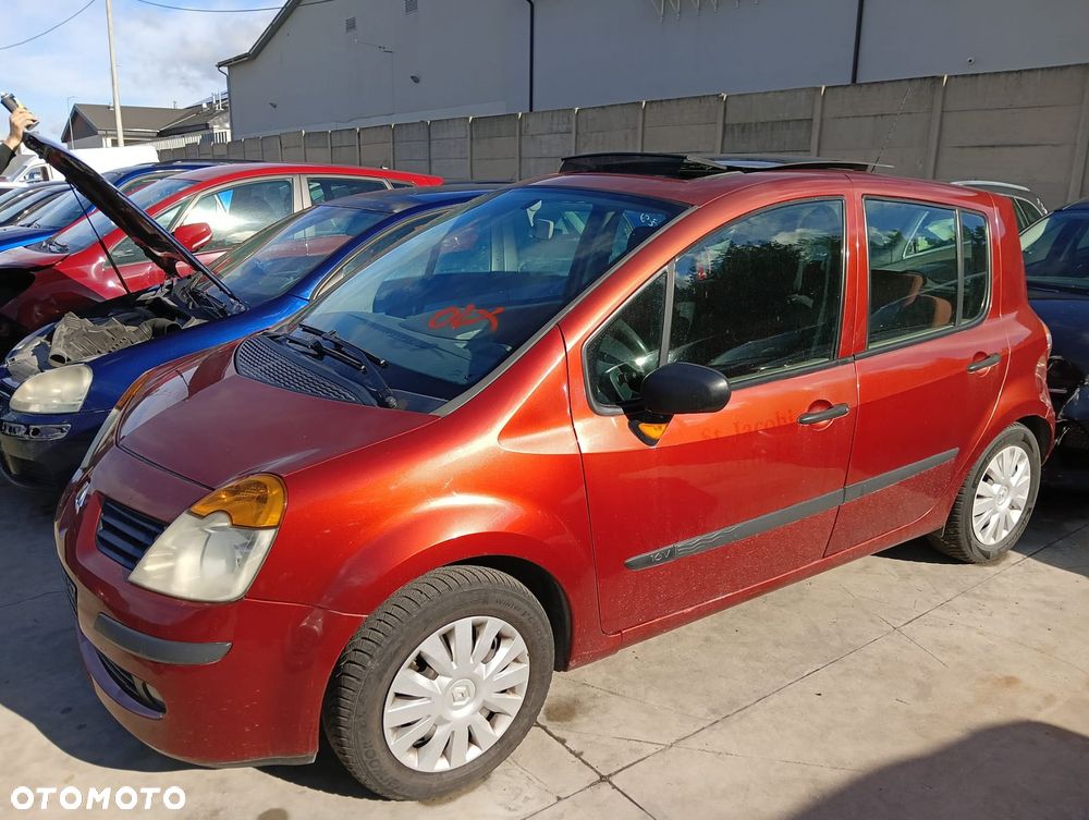 Moduł Bsm (Zderzak, Lampa, Fotele, Części Silnikowe) Renault Modus 1.2 Benzyna 74 Km 2004 R - 1