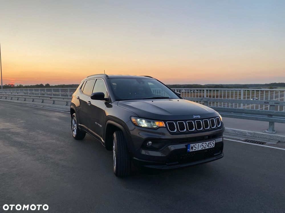 Jeep Compass - 23