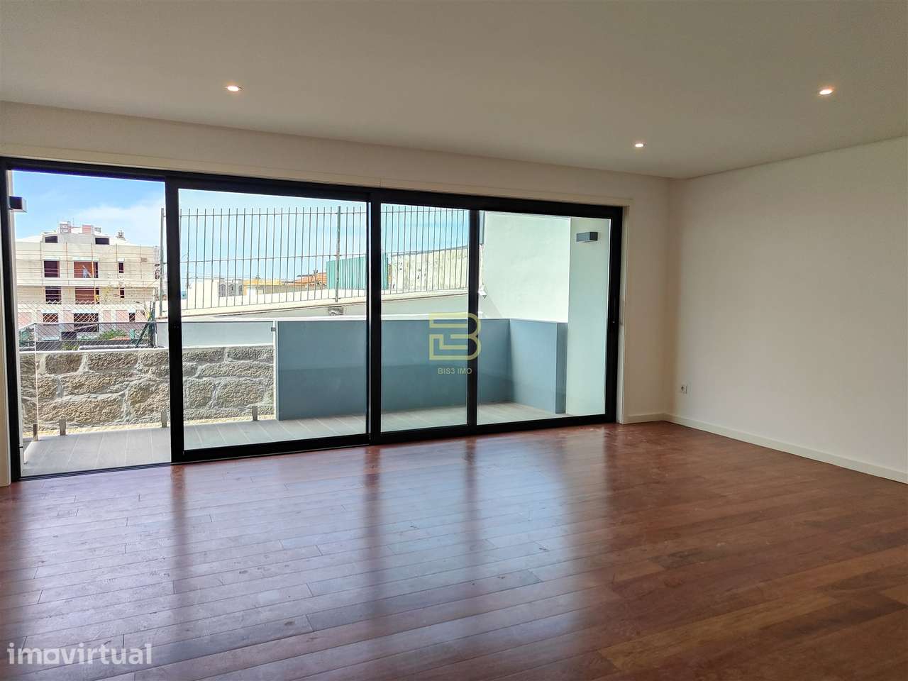 Apartamento T3 novo , num Condomínio Fechado, em Vila Nova de Gaia - Grande imagem: 5/24