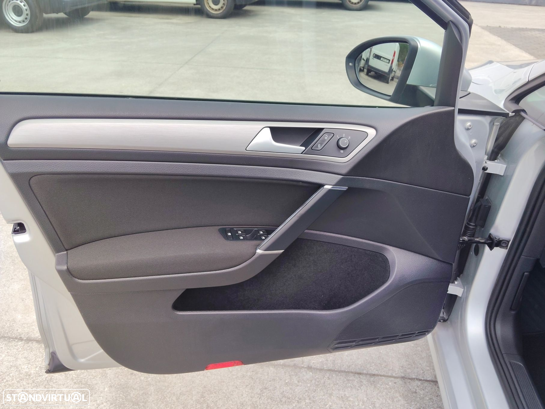 VW Golf 1.0 TSI Confortline - 16