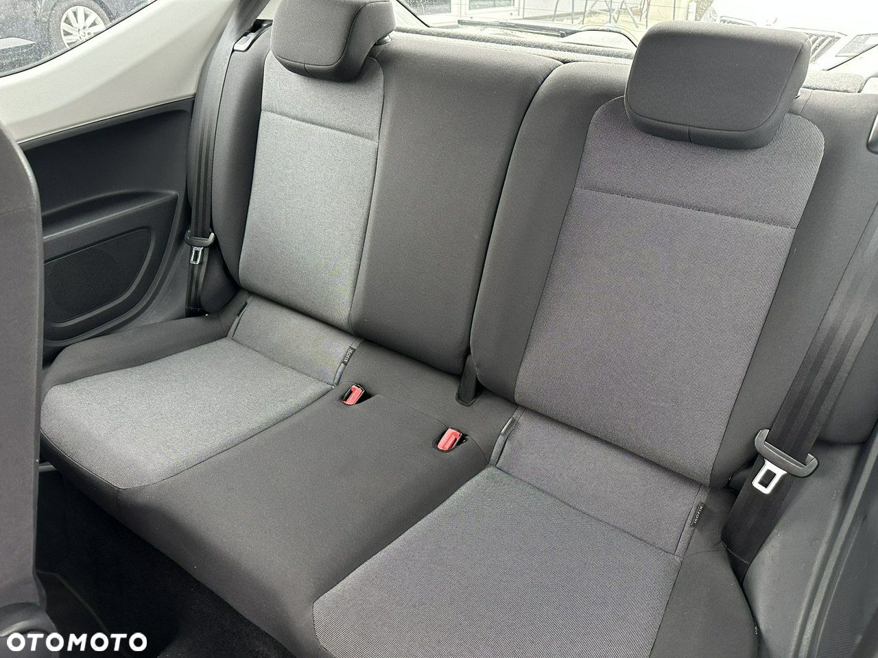 Volkswagen up! 1.0 White Style - 10