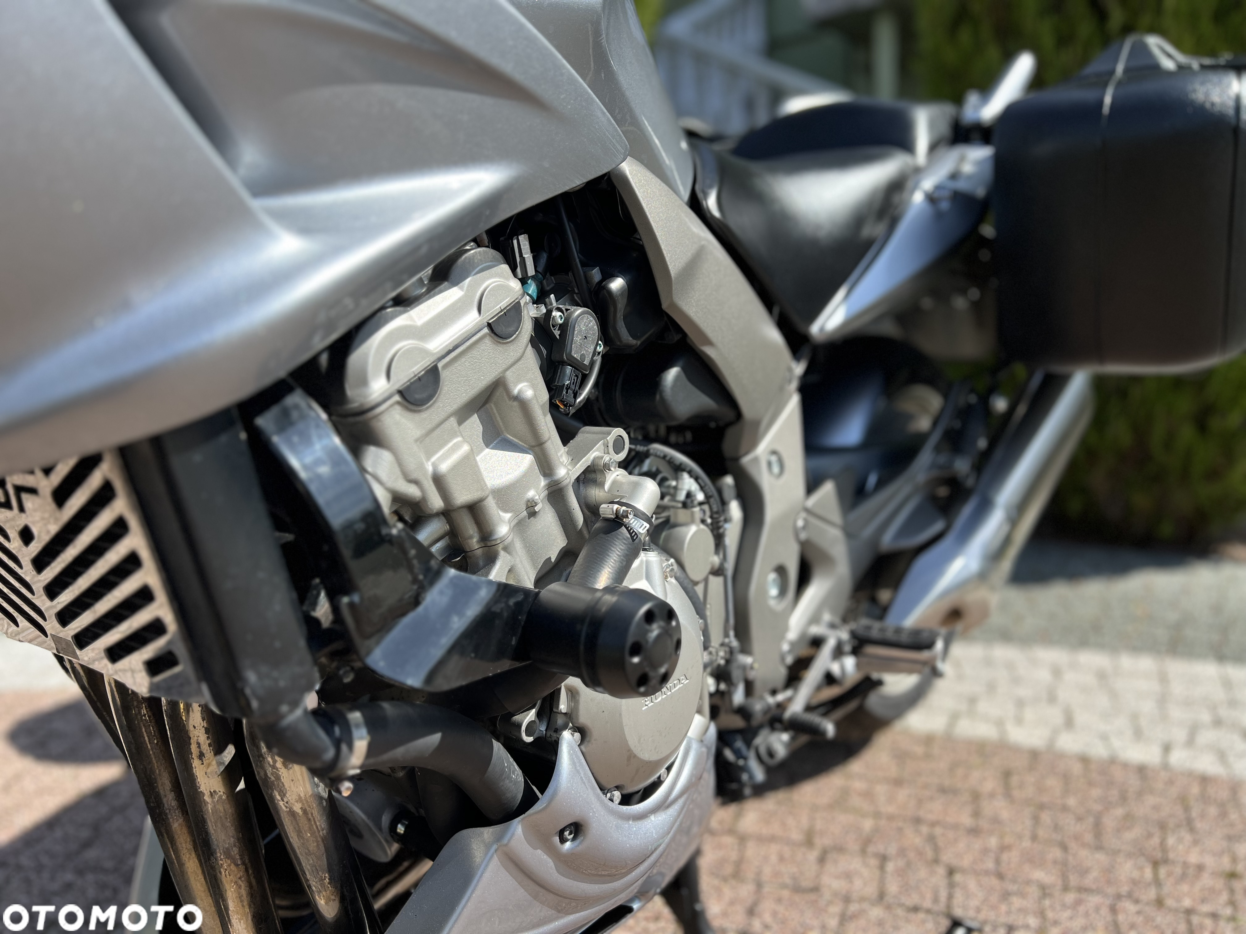 Honda CBF - 35