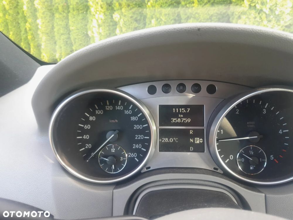 Mercedes-Benz ML 320 CDI 4-Matic - 11