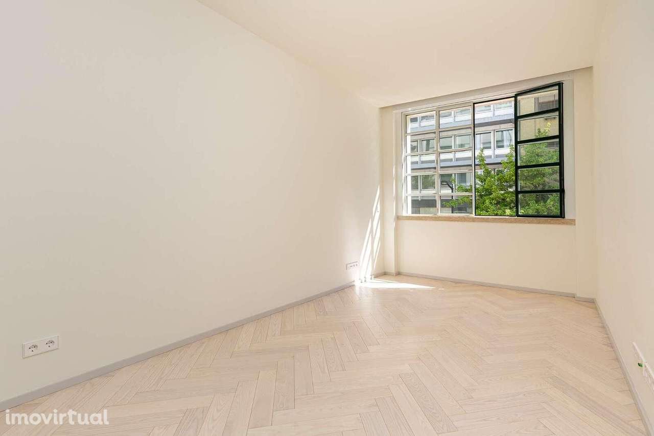 Apartamento T1 com estacionamento, Avenida da Liberdade, Lisboa - Grande imagem: 3/36